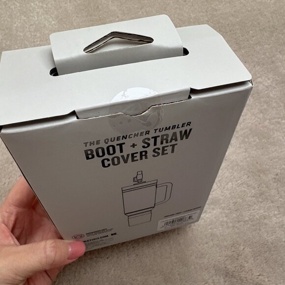 New in Box Stanley Quencher Boot and Straw Cover Set - Picture 5 of 6
